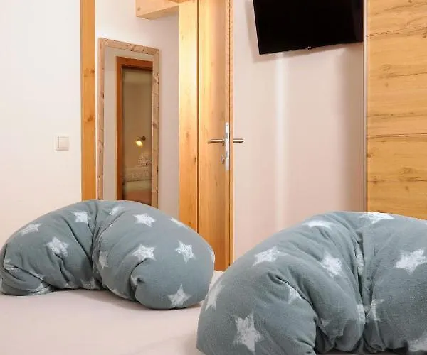 Wanglblick By Interhome * Tux